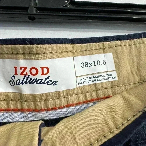Izod saltwater men’s shorts. Fall season start - Picture 3 of 5